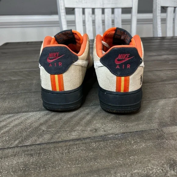 Nike Air Force 1 Low '07 LX
Somos Familia Men's Size 8 - Picture 4 of 7